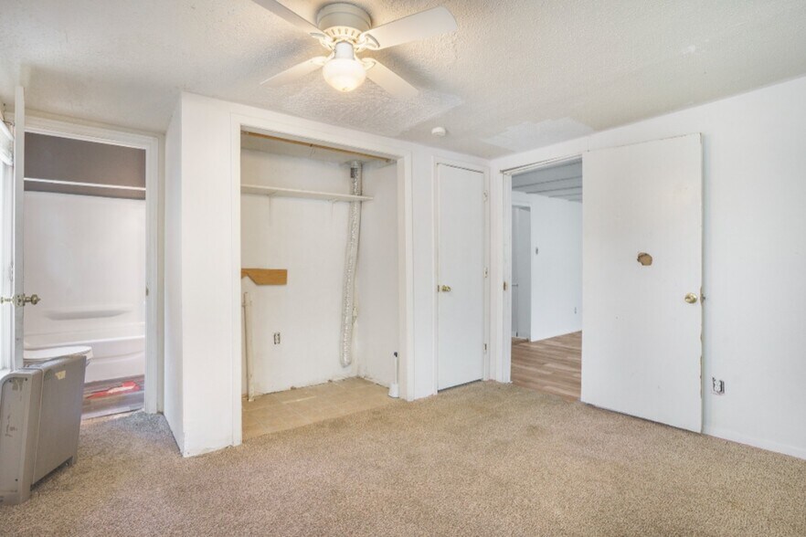 Building Photo - 111 W Atchley Ave