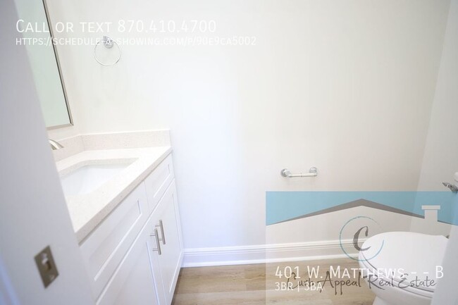 Building Photo - Luxury 3 bed, 2.5 bath duplex near St. Ber...