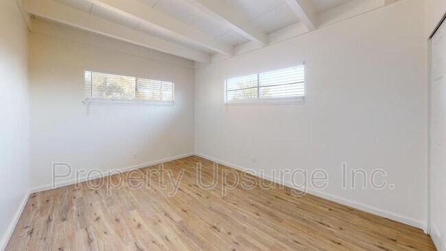 Building Photo - 620 Monardas Dr