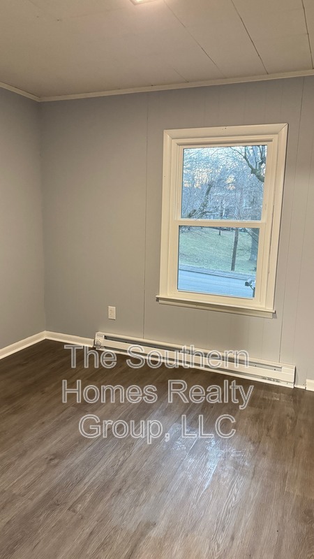 Building Photo - 1113 Knoxville Ave