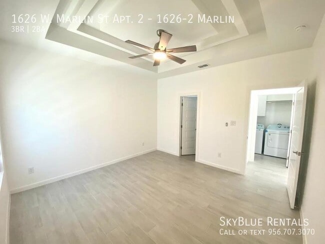 Building Photo - 1626 W Marlin St