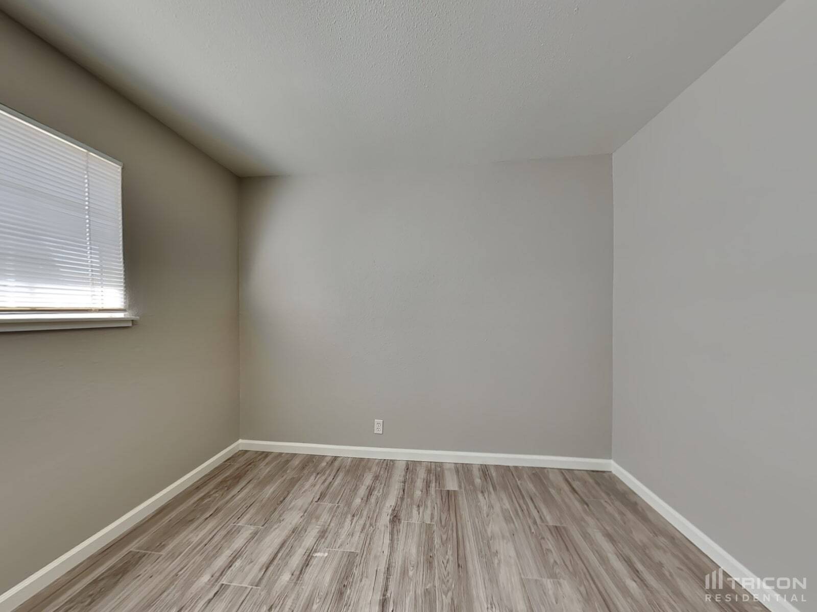 Building Photo - 1276 Alderwood Way