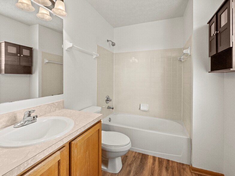 Building Photo - 8946 Trinity Cir