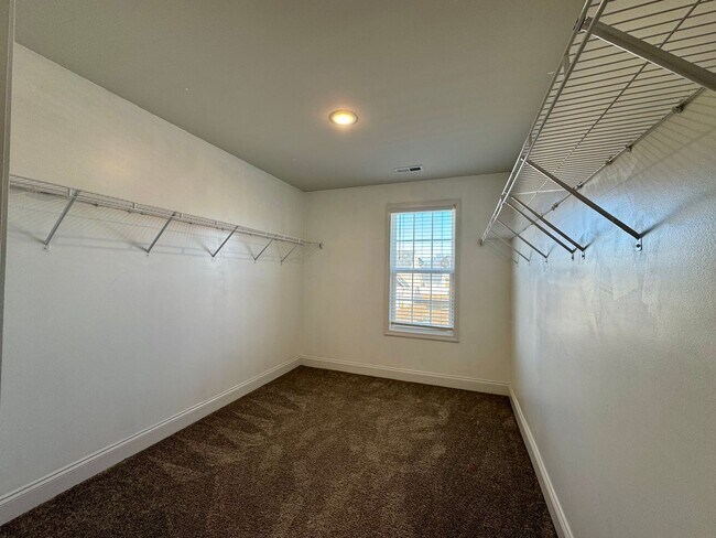 Building Photo - Welcome to Highcroft