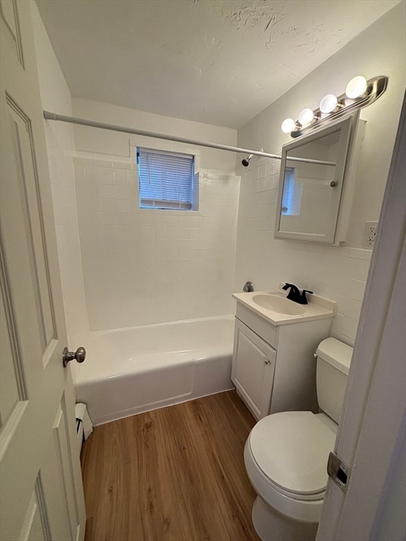 Building Photo - 707 Bedford St