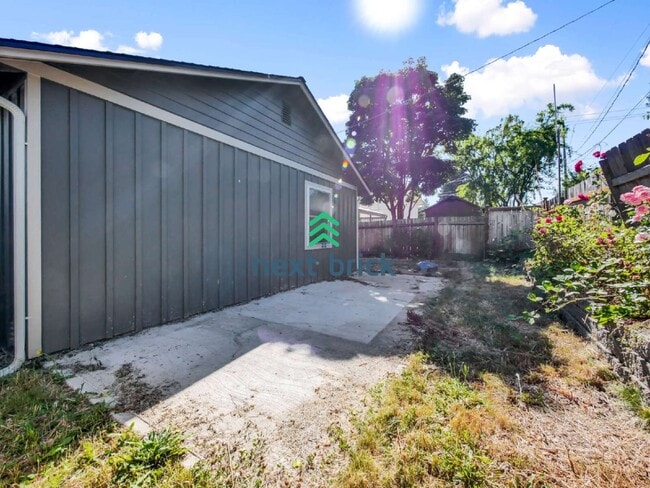 Building Photo - 3 Bed 1 Bath Charming Seattle Home is Ready for Rent!