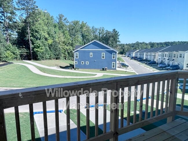 Building Photo - 398 Chesapeake Cmns St