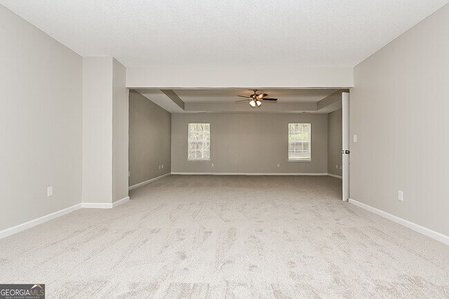 Building Photo - 6216 Polar Fox Ct