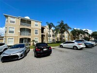 Building Photo - 2300 Silver Palm Dr