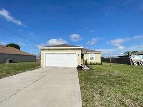 Building Photo - 1622 SW 16th Ct
