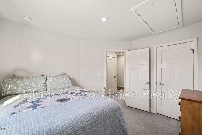 Building Photo - 368 Amber Acorn Ave