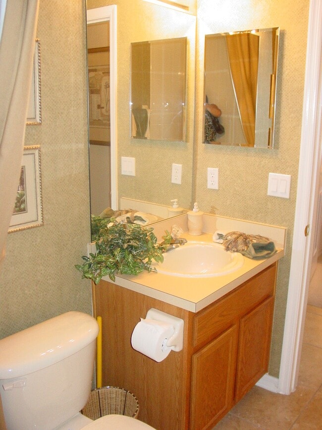 Building Photo - 2512 Egmont Key Way