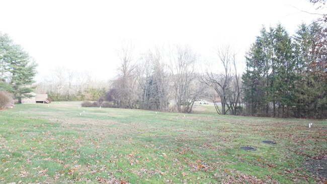 Building Photo - 24 Overlook Dr