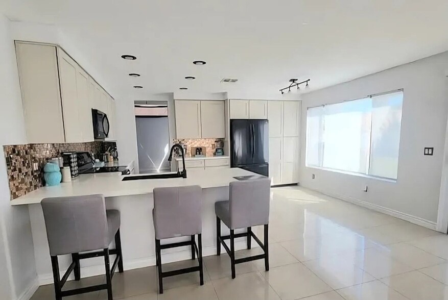 Building Photo - 17511 N Kimberly Way