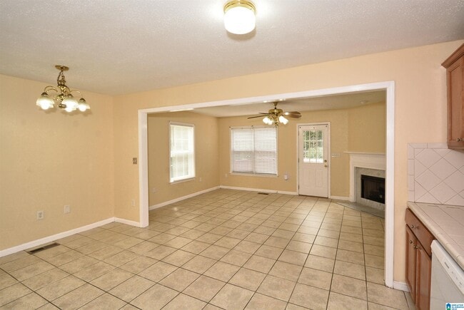 Building Photo - 17211721 Maralyn Dr