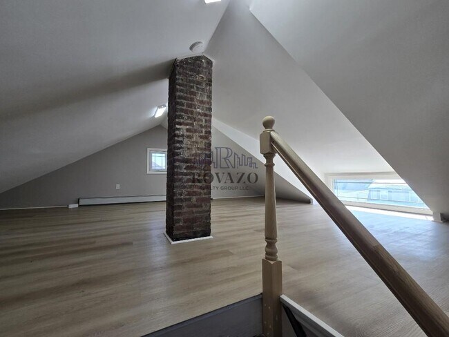 Building Photo - 219 Clark St