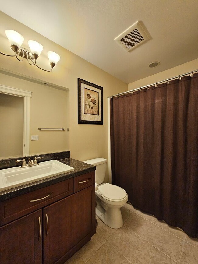 Building Photo - 4 Bedroom House for Rent in Ferndale