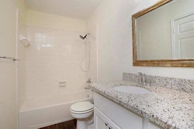 Building Photo - 6902 Afton Woods Dr