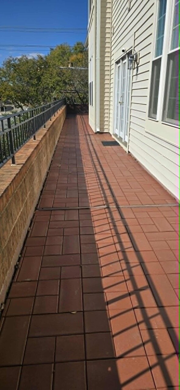 Building Photo - 7021 Haycock Rd