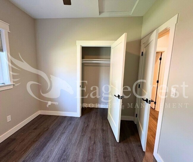 Building Photo - Contemporary Home With A Covered Patio & Quartz Countertops