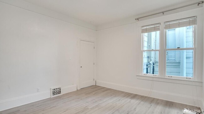 Building Photo - 2612 Greenwich St