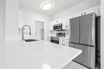 Building Photo - 1700 Constantino Cir