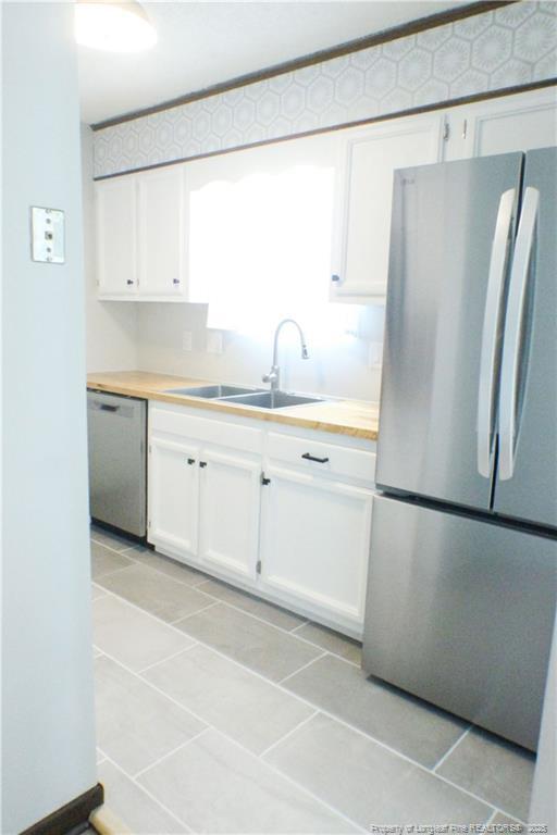 Building Photo - 6398 Hawfield Dr
