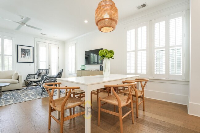 Building Photo - 3/2.5 Fully Furnished Home in Sullivans Pointe Located in Mt. Pleasant!