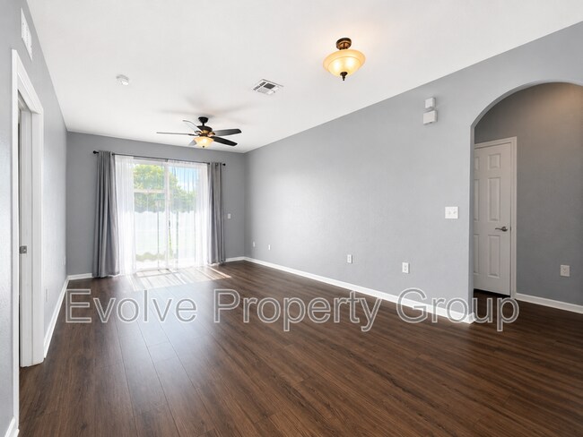 Building Photo - 8775 Sartori St