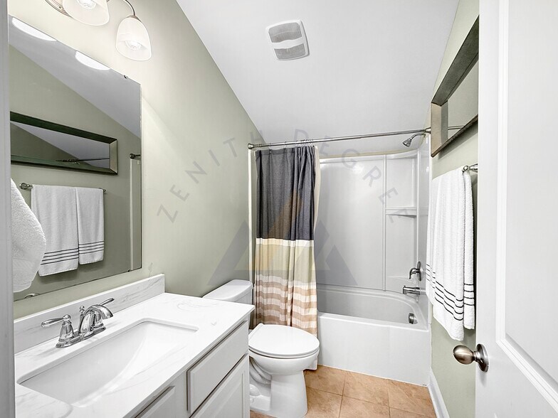 Building Photo - 115 Bridgeton Dr