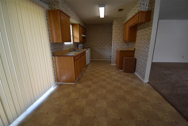 Building Photo - 514 Pecan St