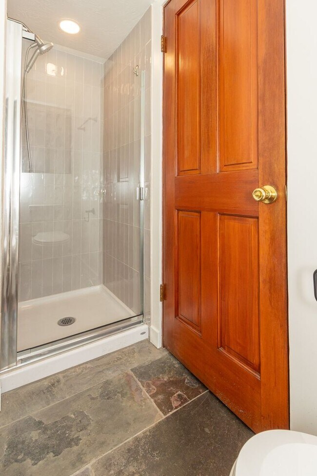 Building Photo - Iconic A-Frame Encinitas 4 Bed + Studio Sp...