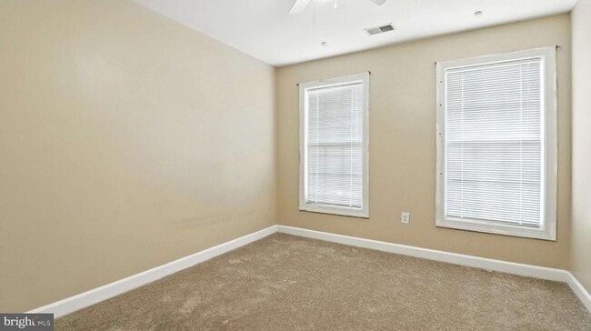 Building Photo - 1572 Penzance Way