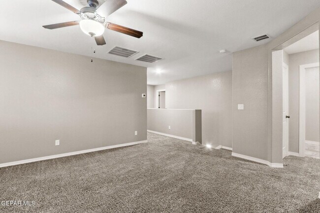 Building Photo - 4521 Marisabel Azcarate St
