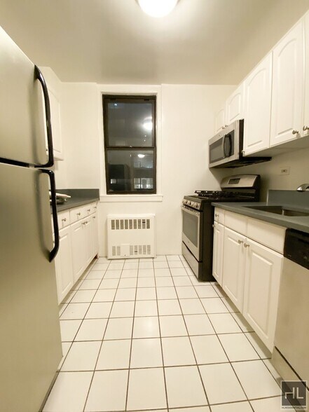 Building Photo - East 79th Street