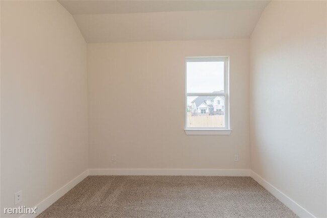 Building Photo - 3804 Sandhill Crane Dr