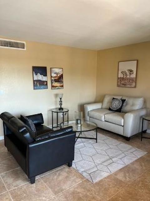 Building Photo - 6651 N Campbell Ave