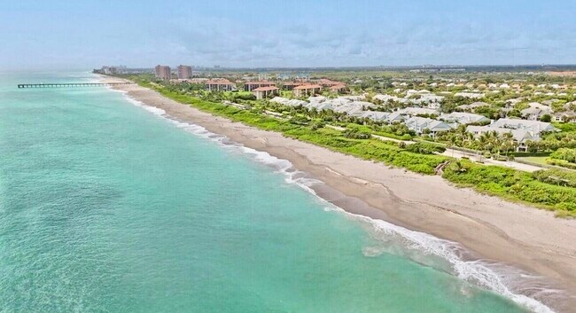 Building Photo - 705 Mainsail Cir