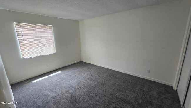Building Photo - 1447 N 53rd Dr