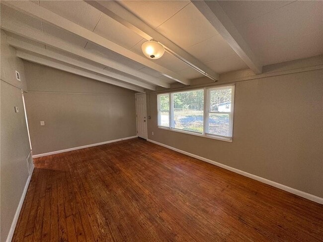Building Photo - 4051 Pringle Dr