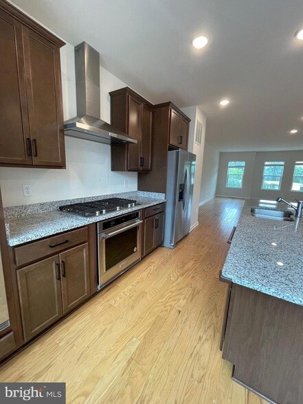 Building Photo - 103 Vaughn Dr Ext