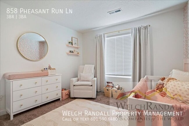 Building Photo - 858 Pheasant Run Ln