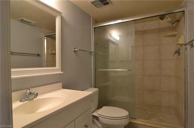Building Photo - 3635 Boca Ciega Dr