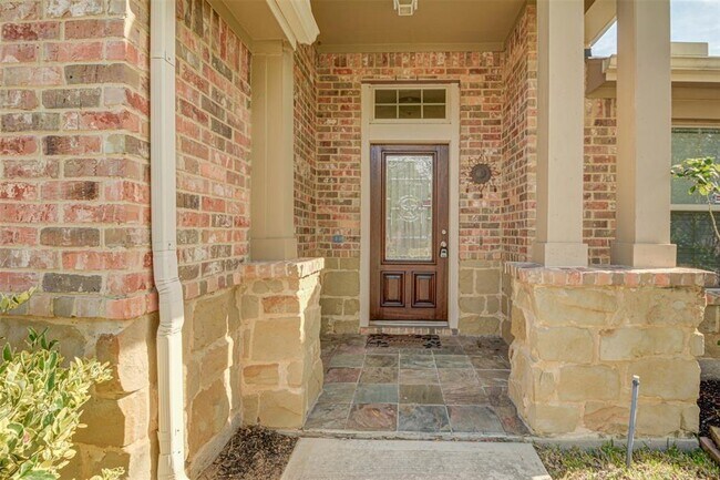 Building Photo - 3810 Pine Forest Green Blvd