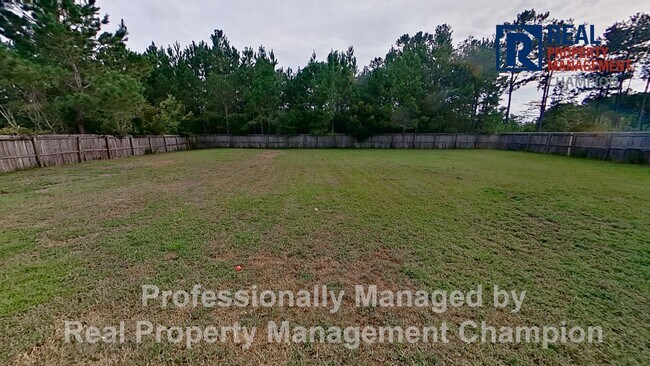 Building Photo - 3 BD/ 2.5 BA Home with Bonus Room, Attache...