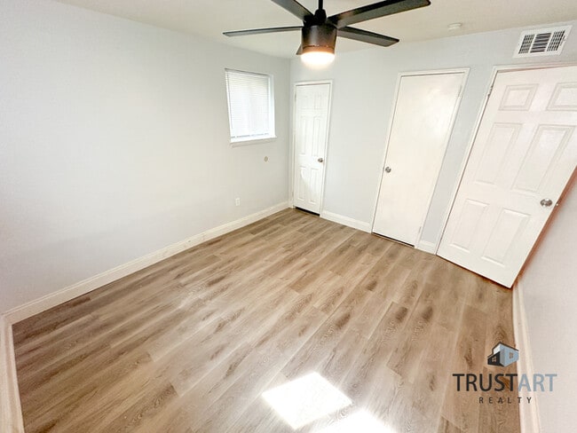 Building Photo - 2 Bedroom condo in Bustleton Philadelphia