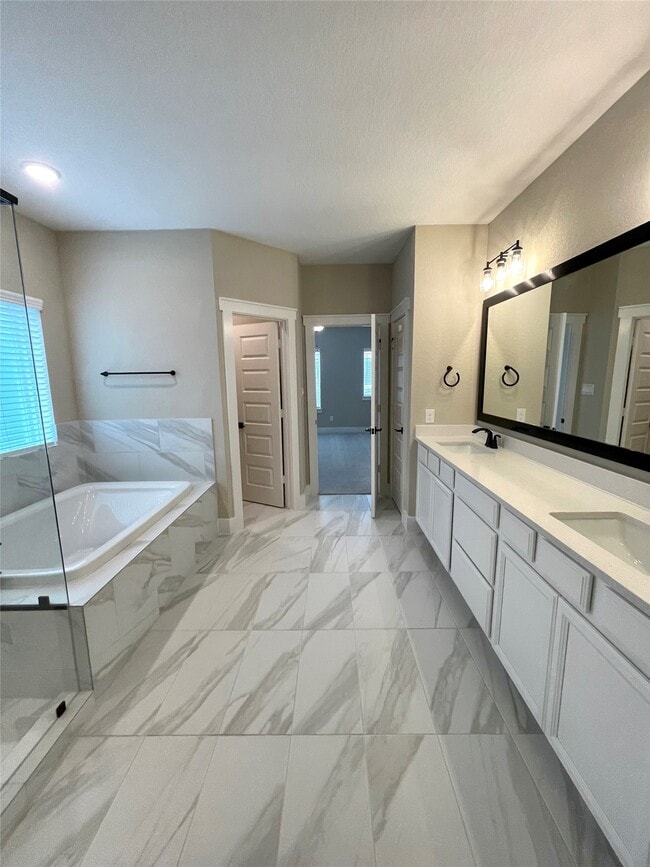 Building Photo - 18607 Courteous Wy