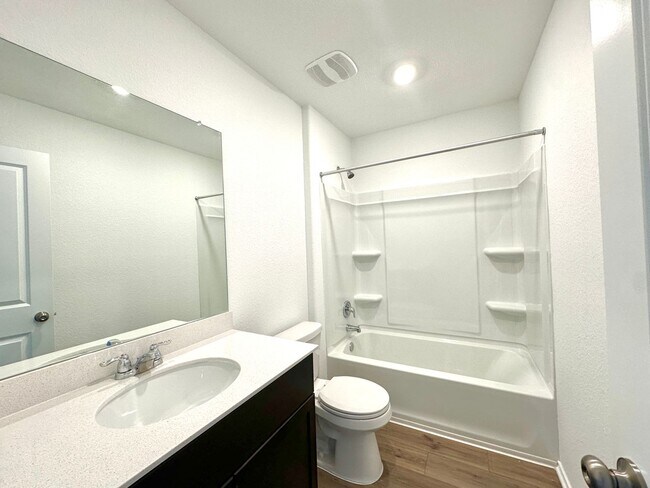 Building Photo - Coming Soon!  Late July Move in Available...