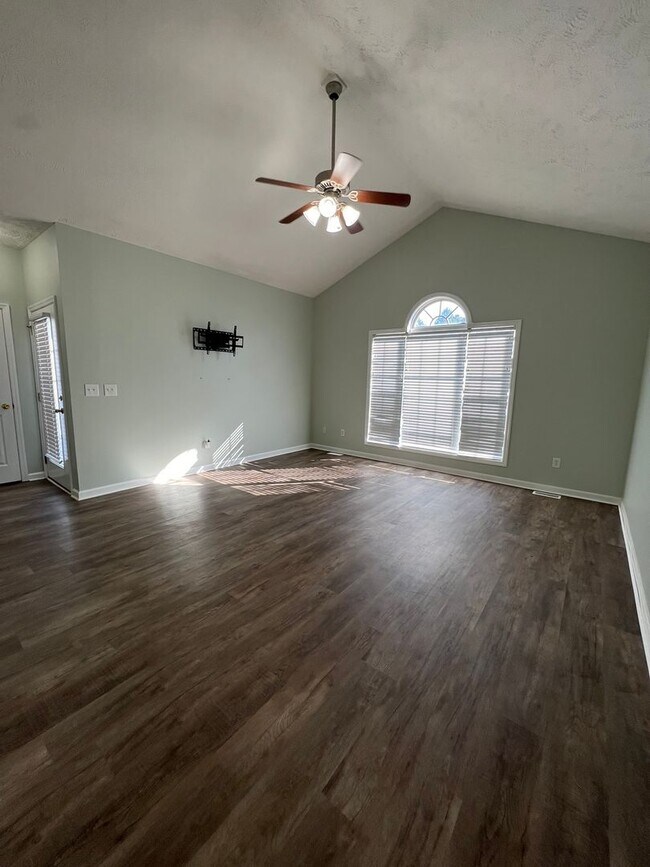 Building Photo - Home in Turtle Cove at White Lake NC   3 B...