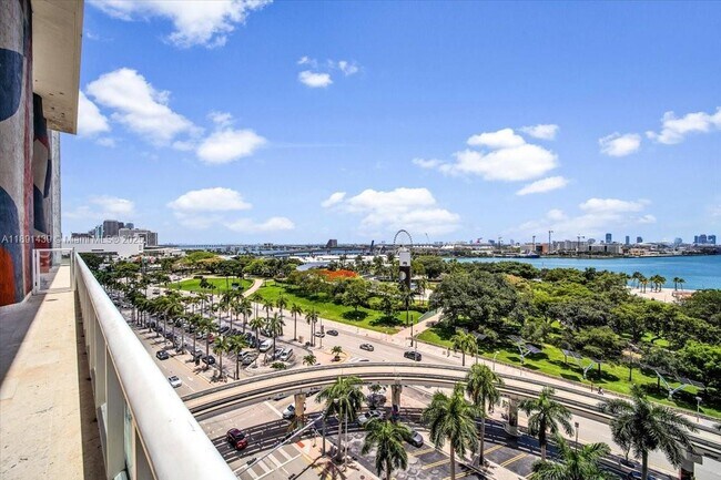 Building Photo - 50 Biscayne Blvd